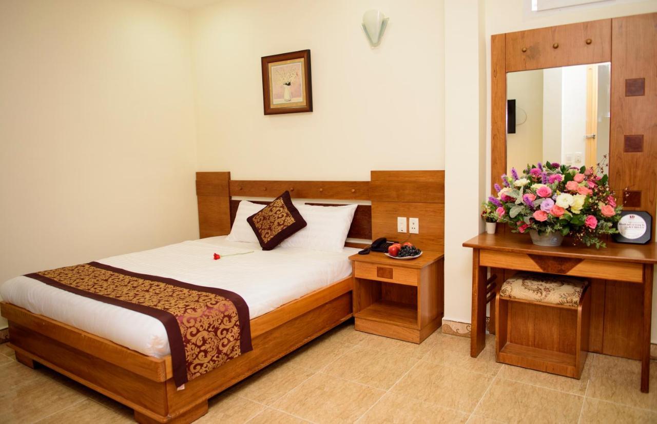 Le Nguyen Hotel Да Лат Екстериор снимка